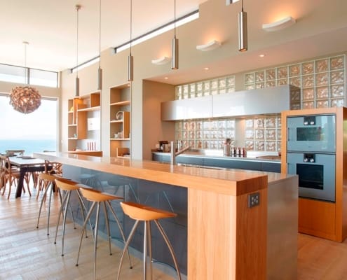 Beautiful clifftop home on Waiheke Island built by Premier Building Company Whelan Building